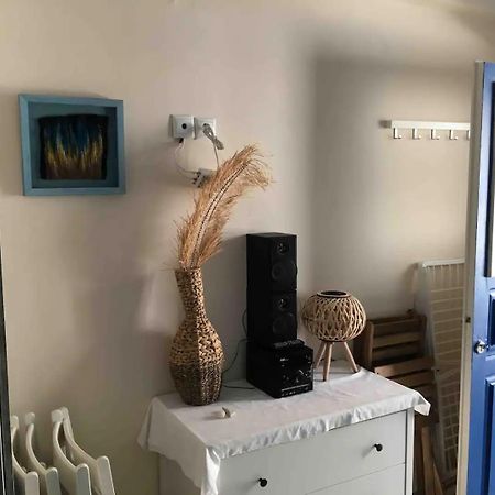 Cozy Studio In Beautiful Apollonas Beach Naxos 阿波罗 外观 照片