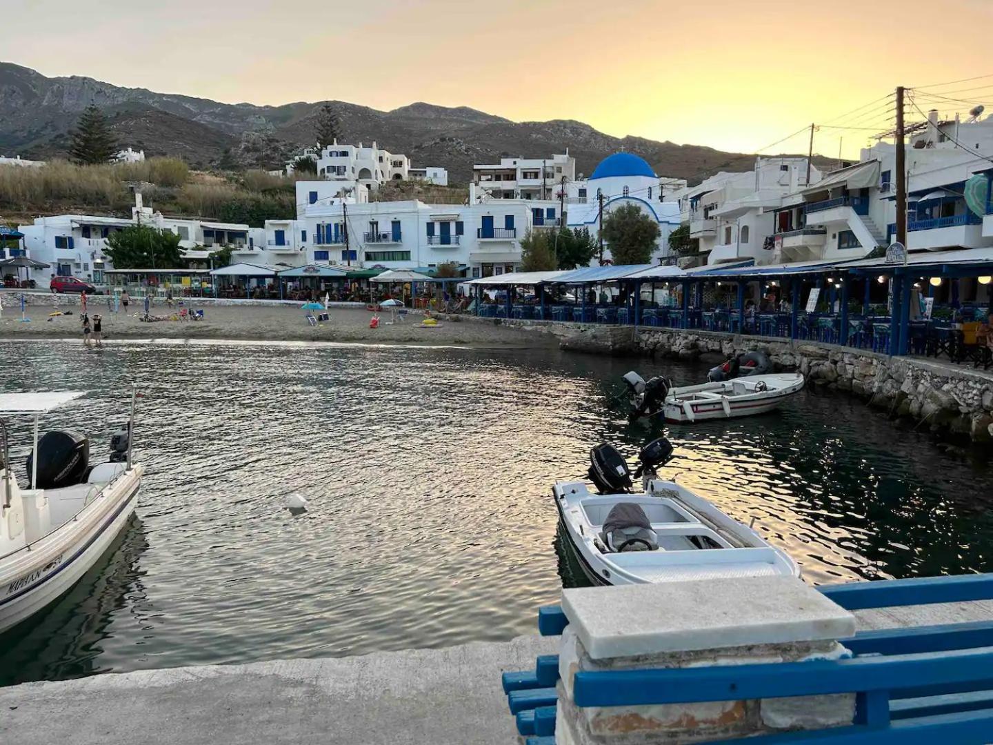 Cozy Studio In Beautiful Apollonas Beach Naxos 阿波罗 外观 照片